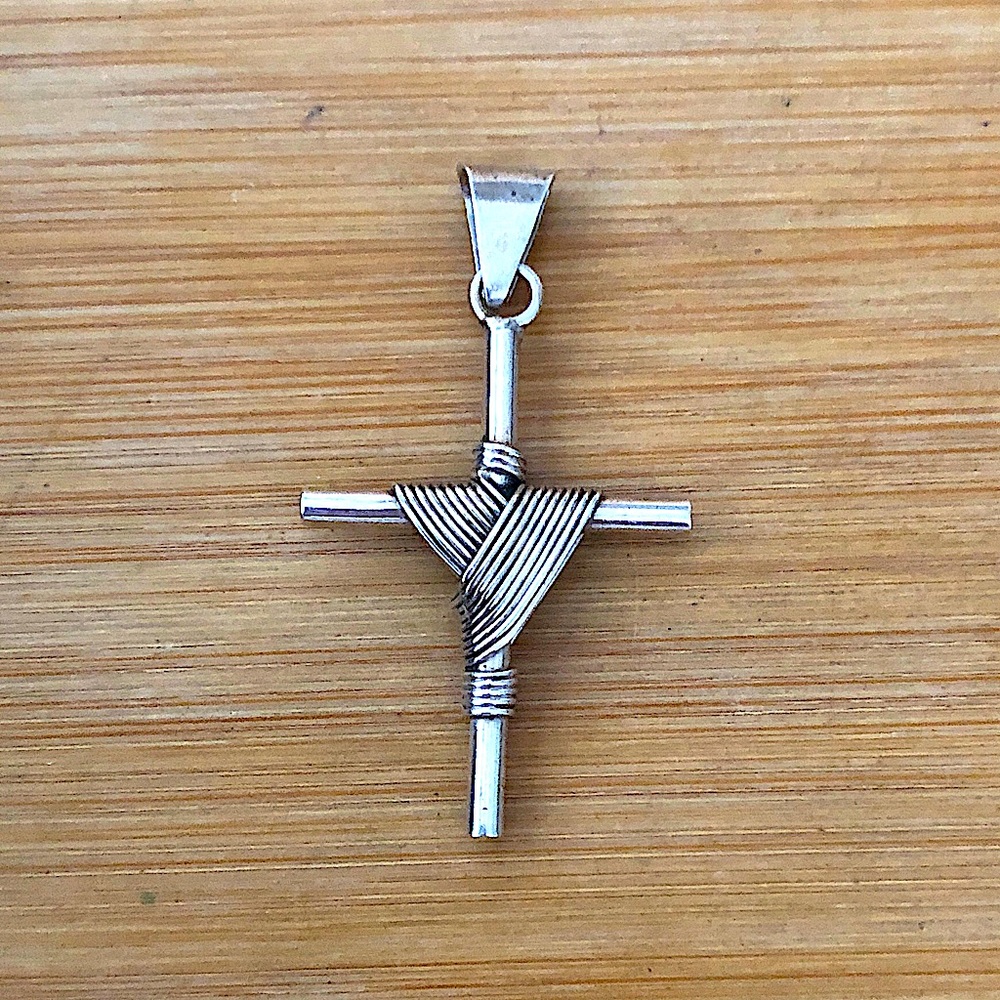 $48 Vintage Designer Estate Cross Sterling 5 Grams Marks Partially Illegible